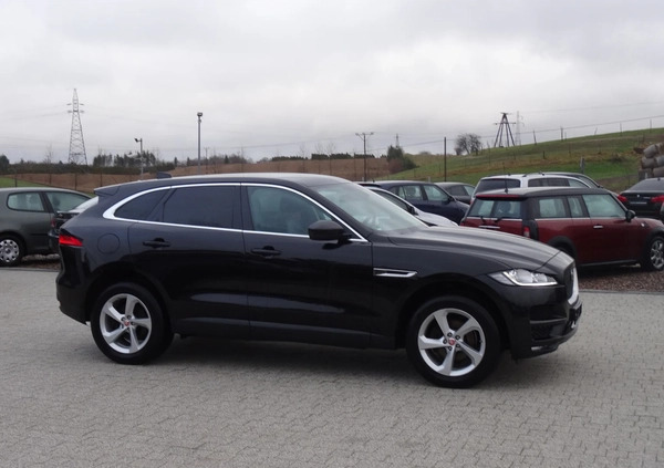 Jaguar F-Pace cena 89999 przebieg: 216000, rok produkcji 2016 z Stęszew małe 191